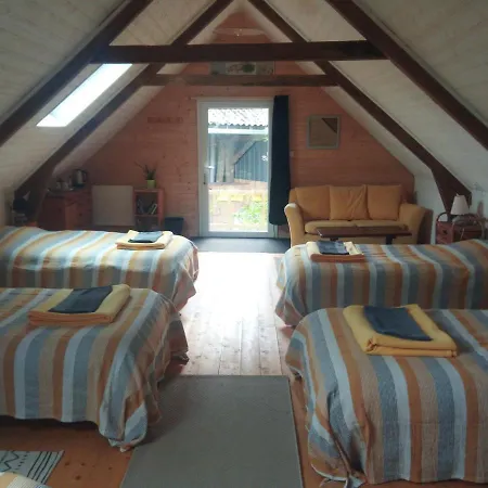 Le Jardin Enchanteur, Chaleureuse Maison D'Hotes Eco-Responsable, Calme Et Accueillante Lopérec Exterior foto